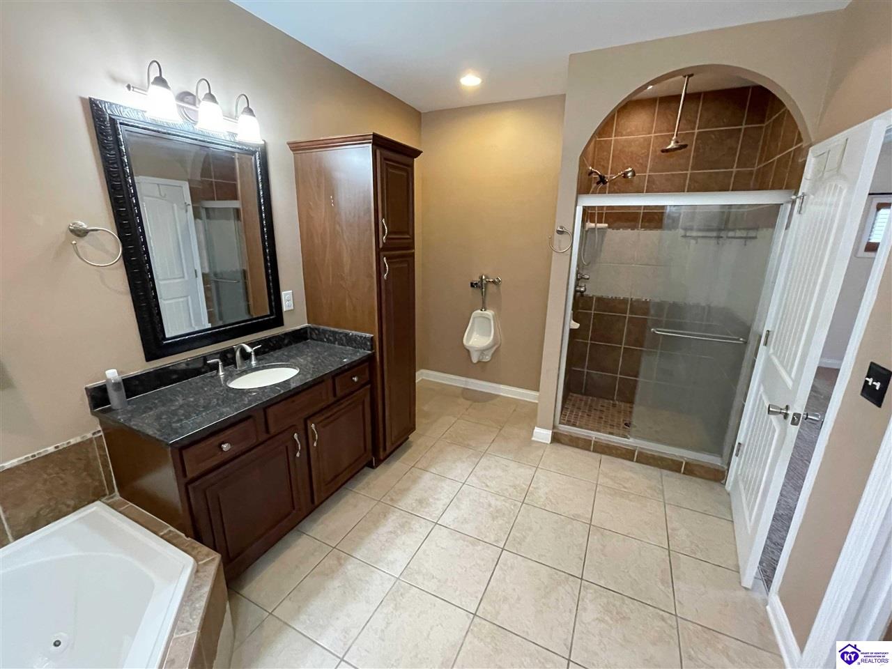 Listing Picture 28 Irish Court Radcliff, KY 40160 MLS HK25000988