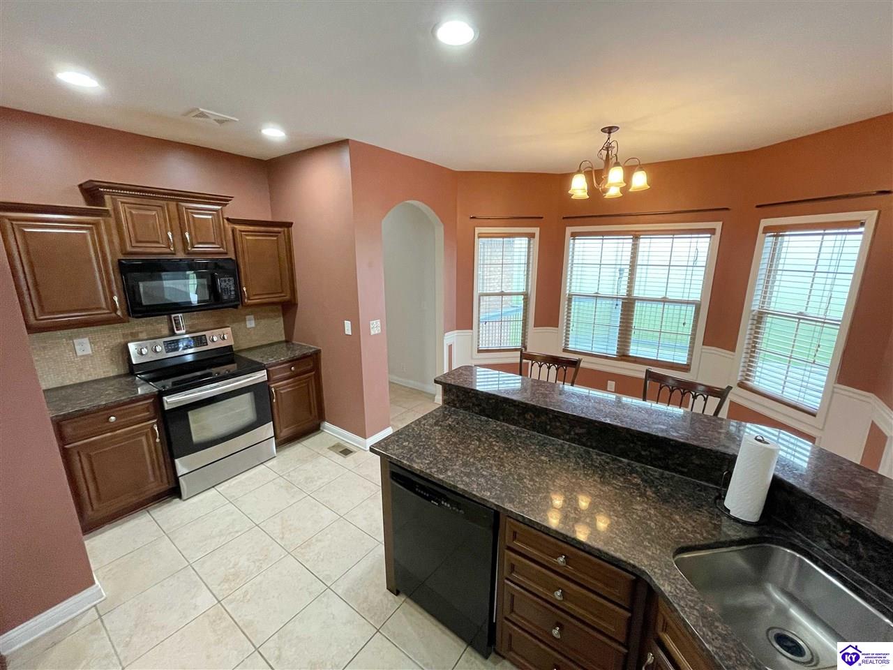 Listing Picture 28 Irish Court Radcliff, KY 40160 MLS HK25000988