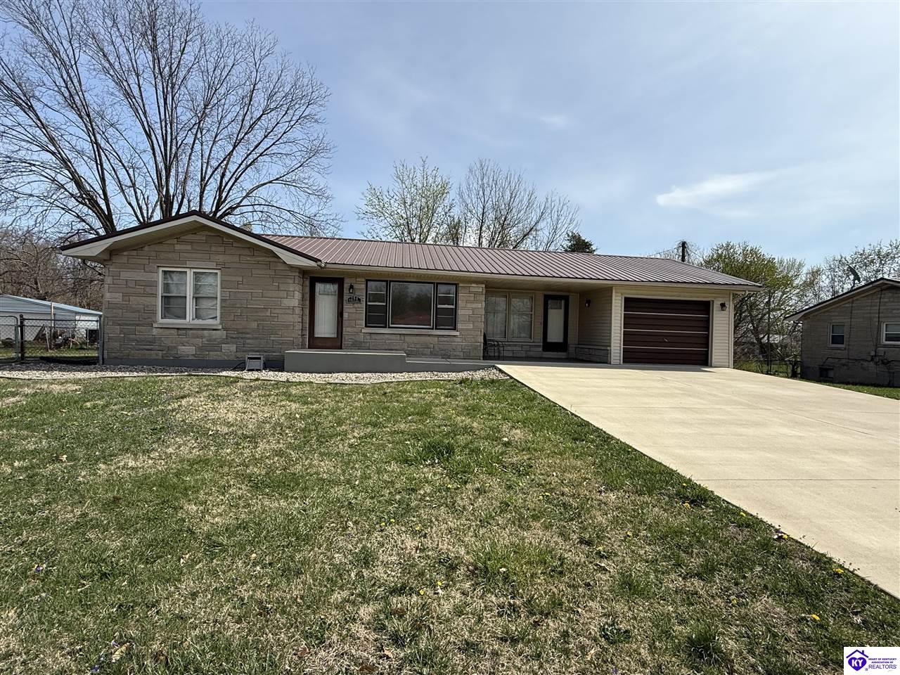 284 N Logsdon ParkwayRadcliff, KY 40160