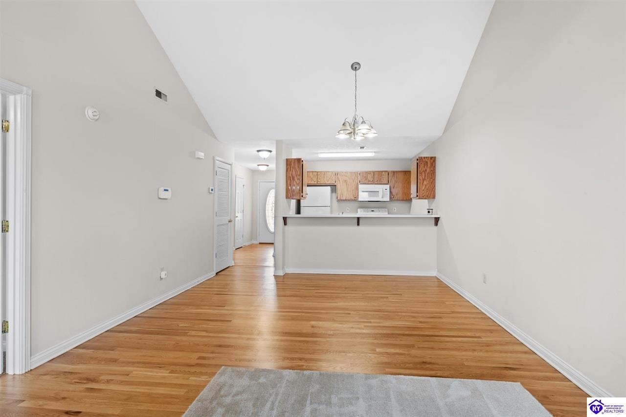 Listing Picture 100 A Almondwood Circle Elizabethtown, KY 42701 MLS HK25001089