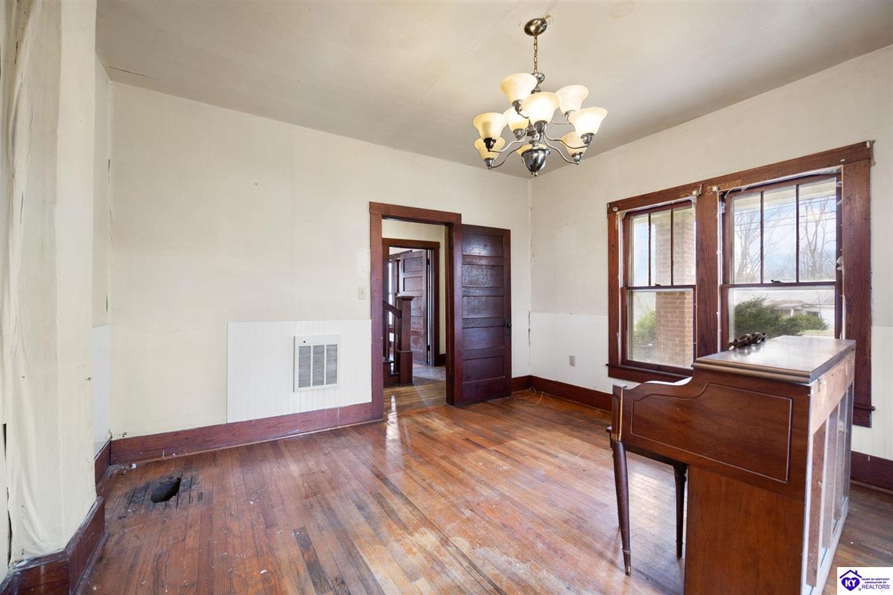 Listing Picture 2750 N Jackson Highway Canmer, KY 42722 MLS HK25001094