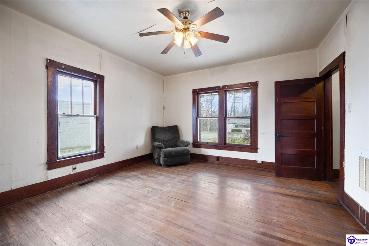 Listing Picture 2750 N Jackson Highway Canmer, KY 42722 MLS HK25001094