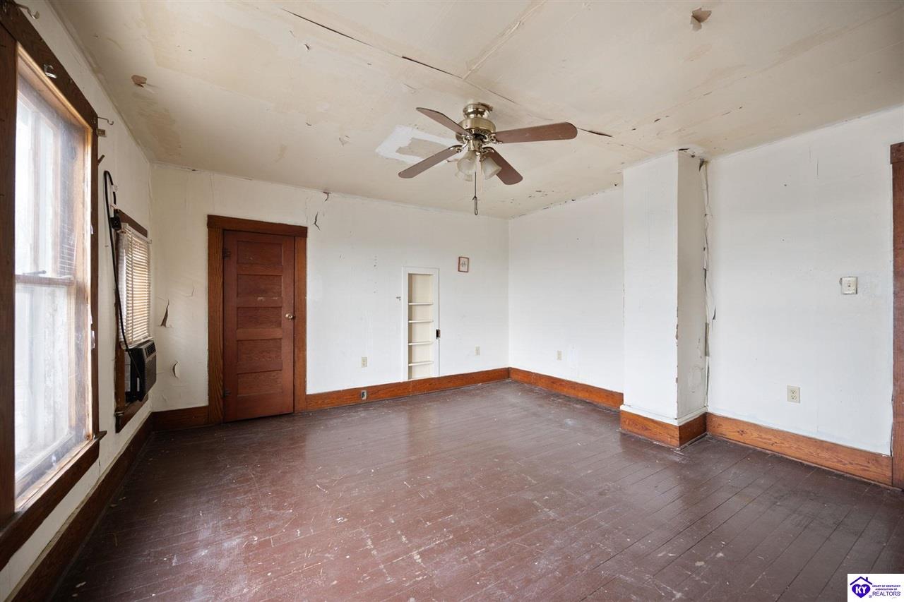 Listing Picture 2750 N Jackson Highway Canmer, KY 42722 MLS HK25001094