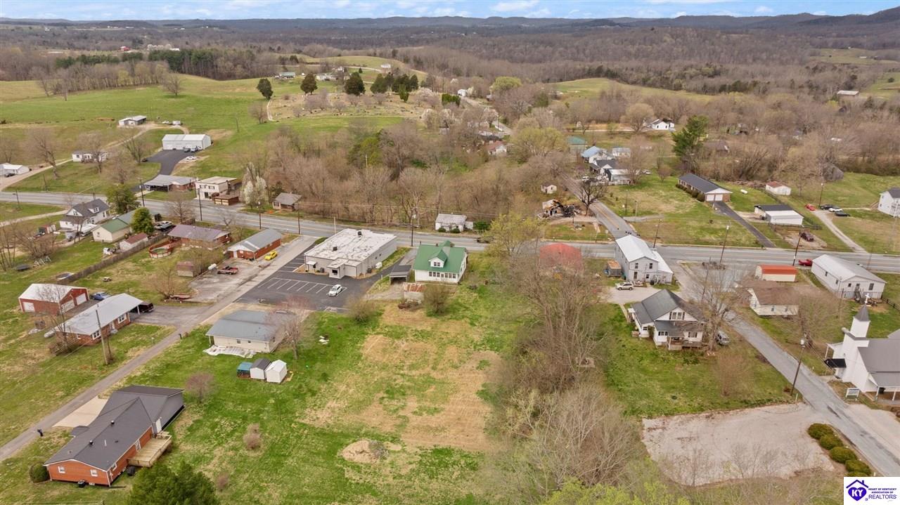 Listing Picture 2750 N Jackson Highway Canmer, KY 42722 MLS HK25001094