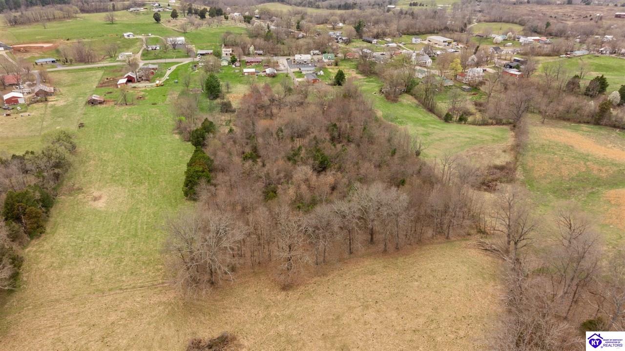 Listing Picture 2750 N Jackson Highway Canmer, KY 42722 MLS HK25001094