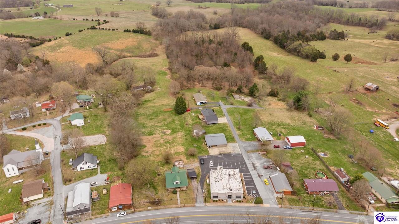 Listing Picture 2750 N Jackson Highway Canmer, KY 42722 MLS HK25001094