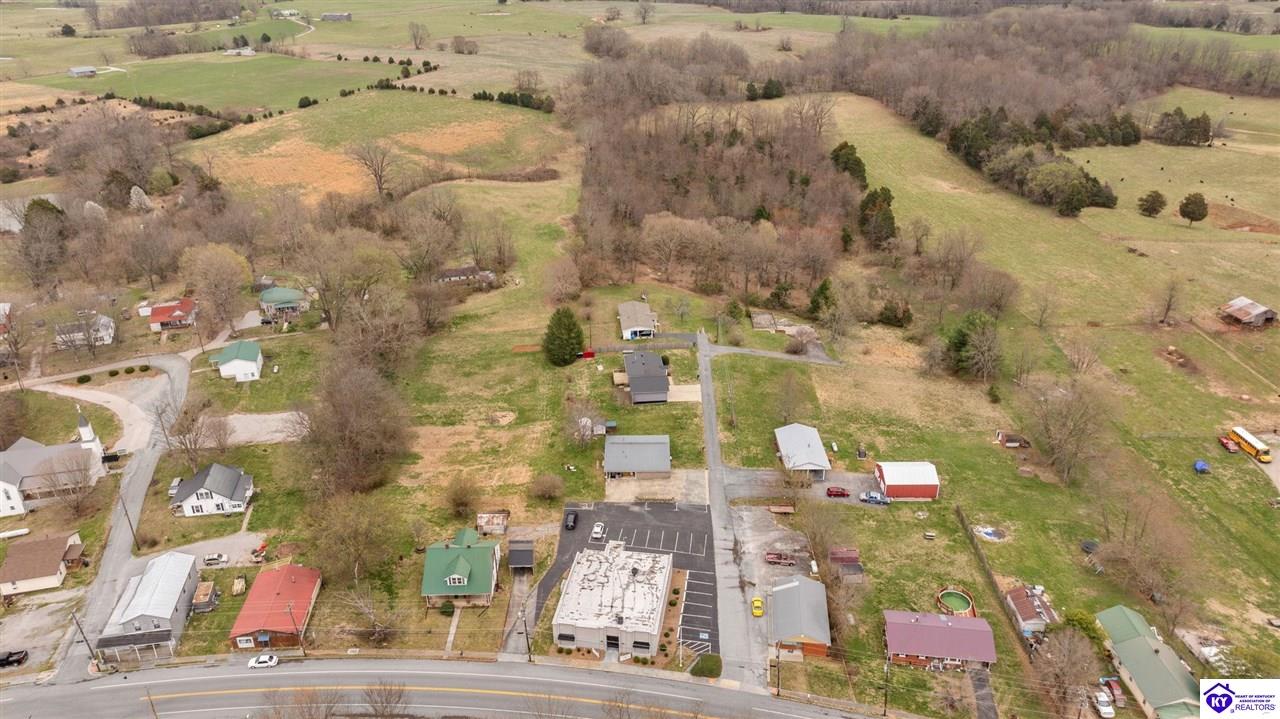 Listing Picture 2750 N Jackson Highway Canmer, KY 42722 MLS HK25001094