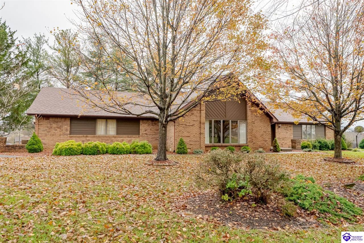 205 White Oak DriveElizabethtown, KY 42701