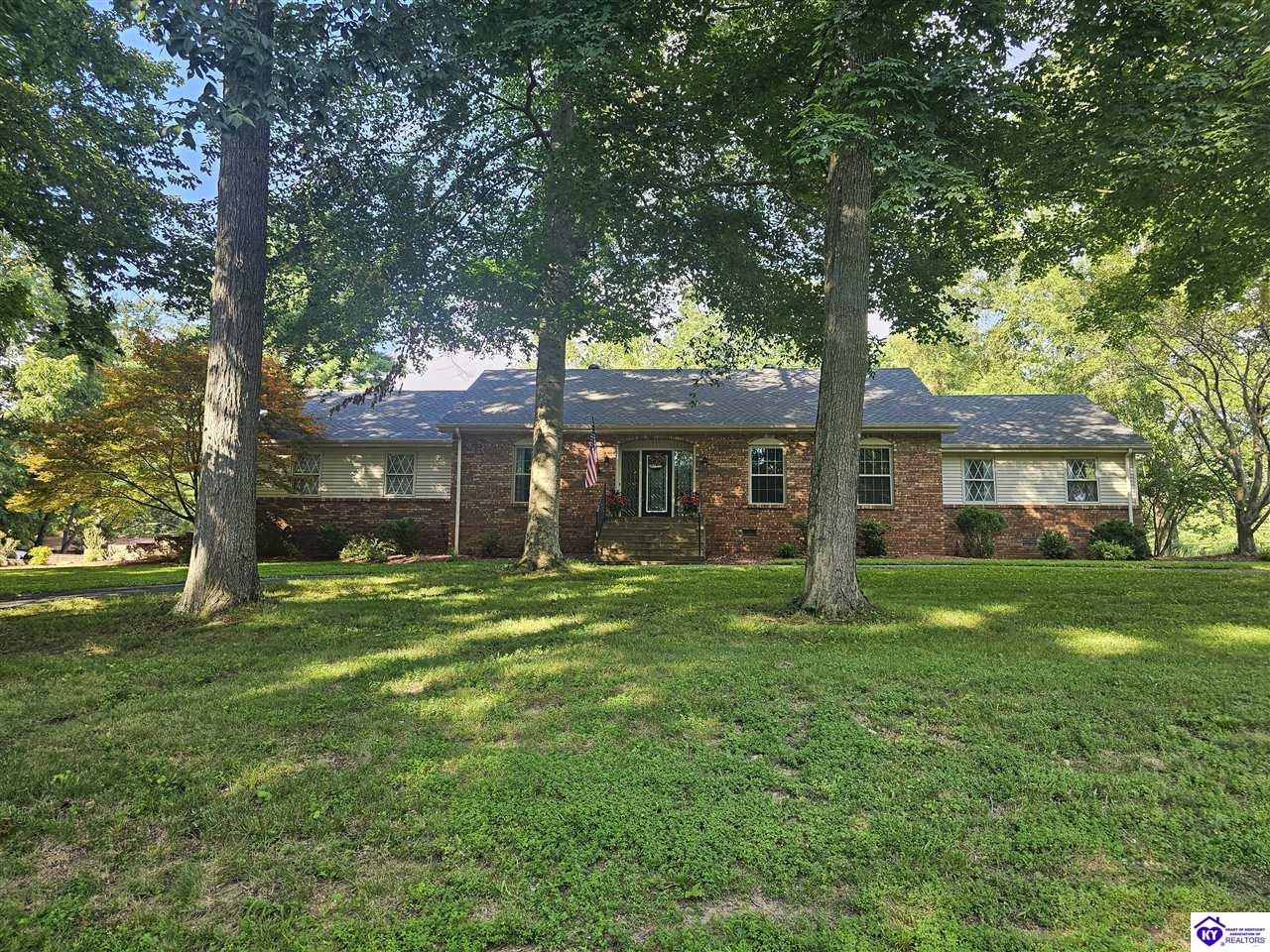 101 Sherwood ParkCampbellsville, KY 42718