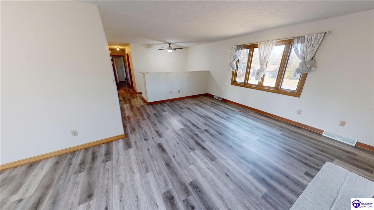 305 Redbud Drive Elizabethtown, KY 42701 #3