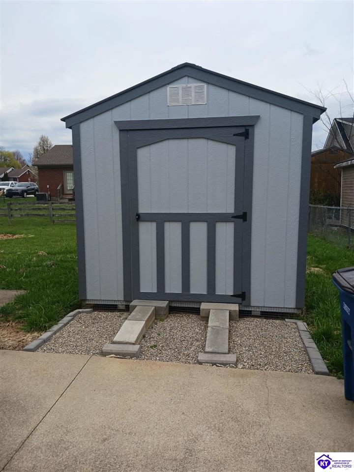 Listing Picture 108 Quiet Spring Dr. Bardstown, KY 40004 MLS HK25001148