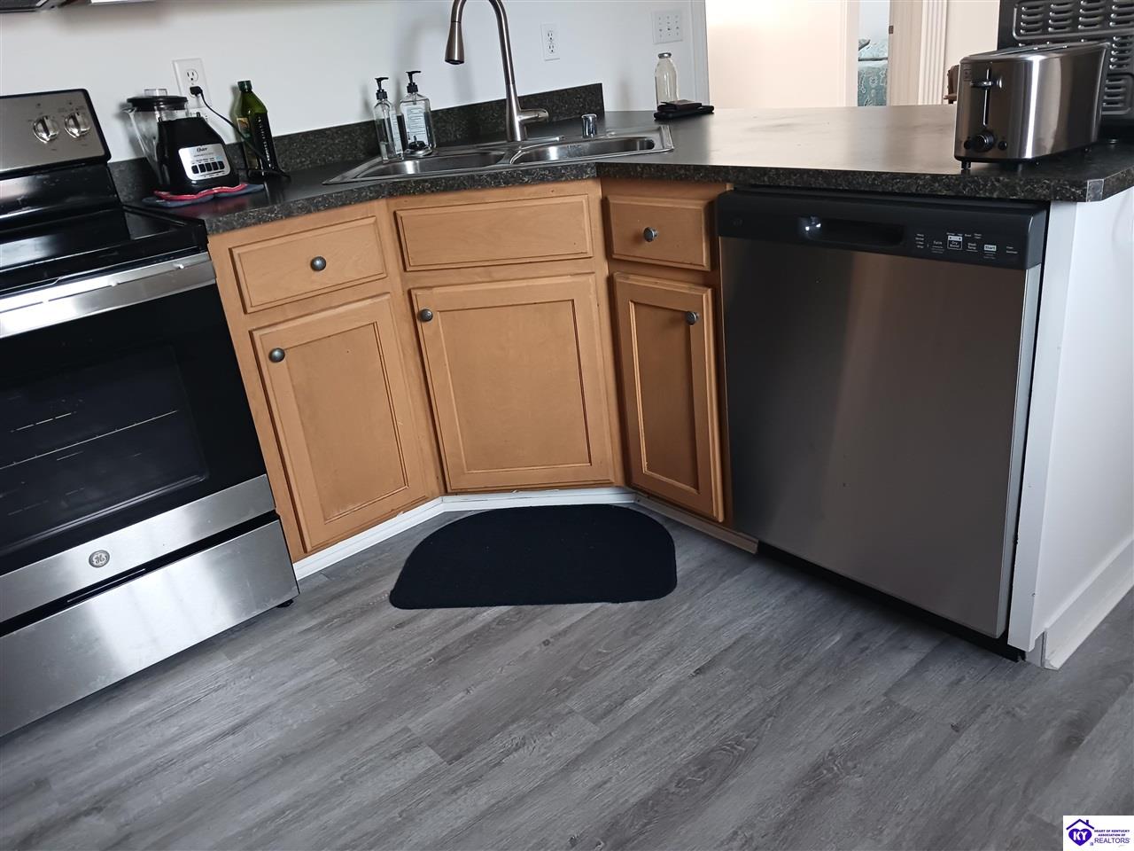 Listing Picture 108 Quiet Spring Dr. Bardstown, KY 40004 MLS HK25001148