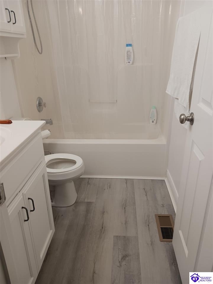 Listing Picture 108 Quiet Spring Dr. Bardstown, KY 40004 MLS HK25001148