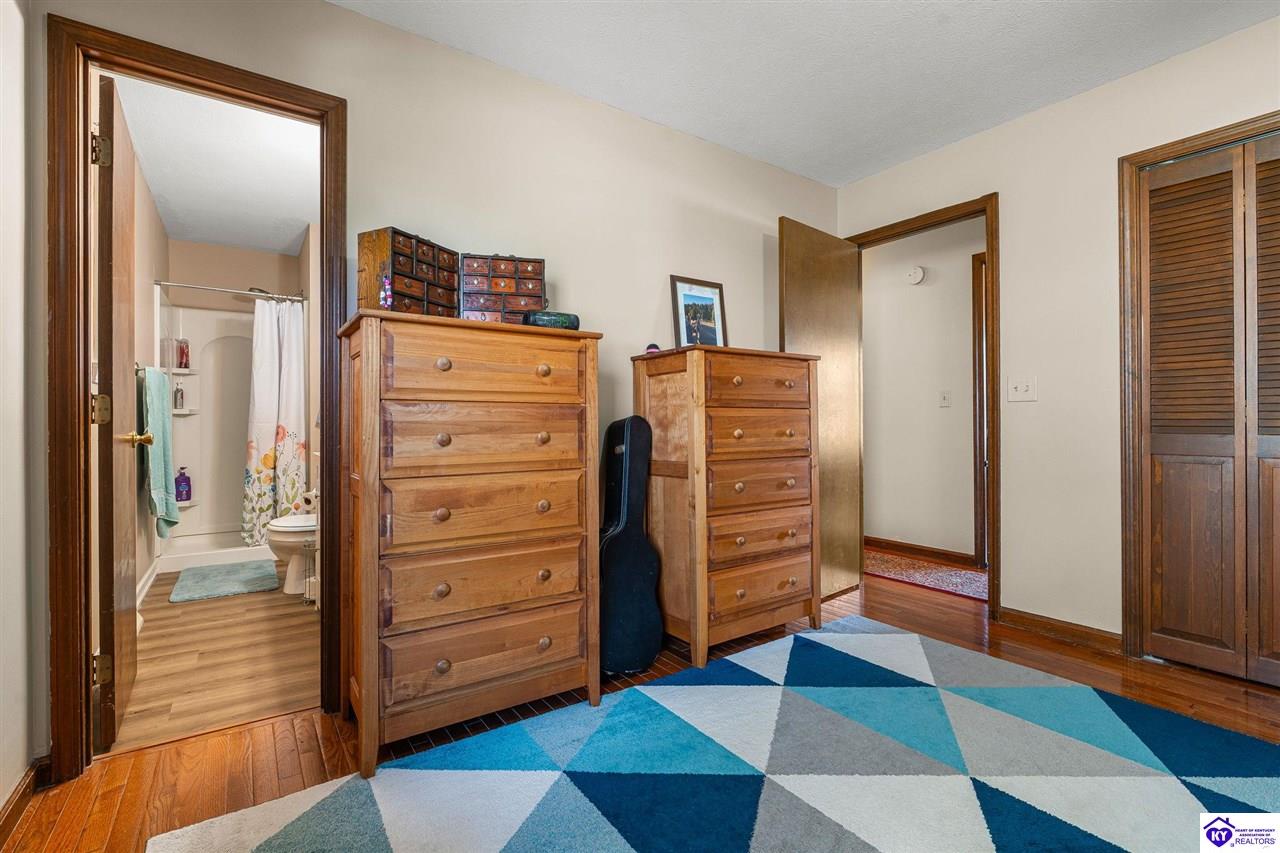 305 Falcon Court Elizabethtown, KY 42701 #3