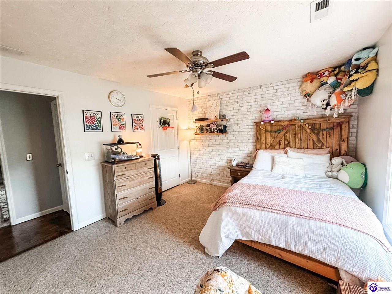 Listing Picture 197 Evening Star Court Elizabethtown, KY 42701 MLS HK25001229