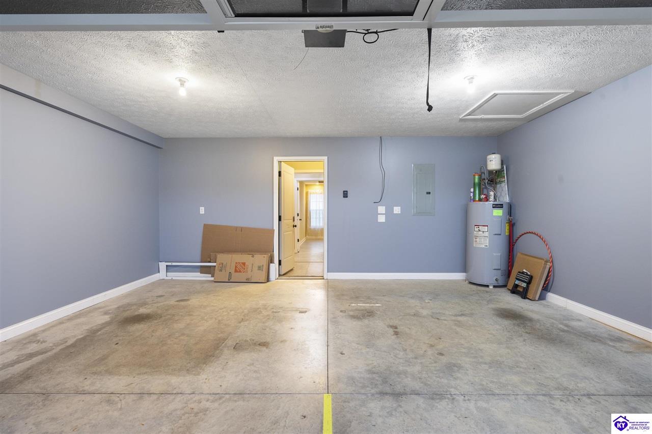 Listing Picture 113 A Little Oak Court Elizabethtown, KY 42701 MLS HK25001243