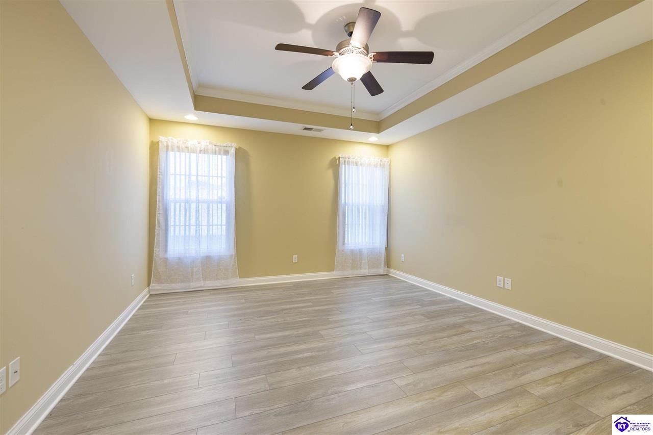 Listing Picture 113 A Little Oak Court Elizabethtown, KY 42701 MLS HK25001243