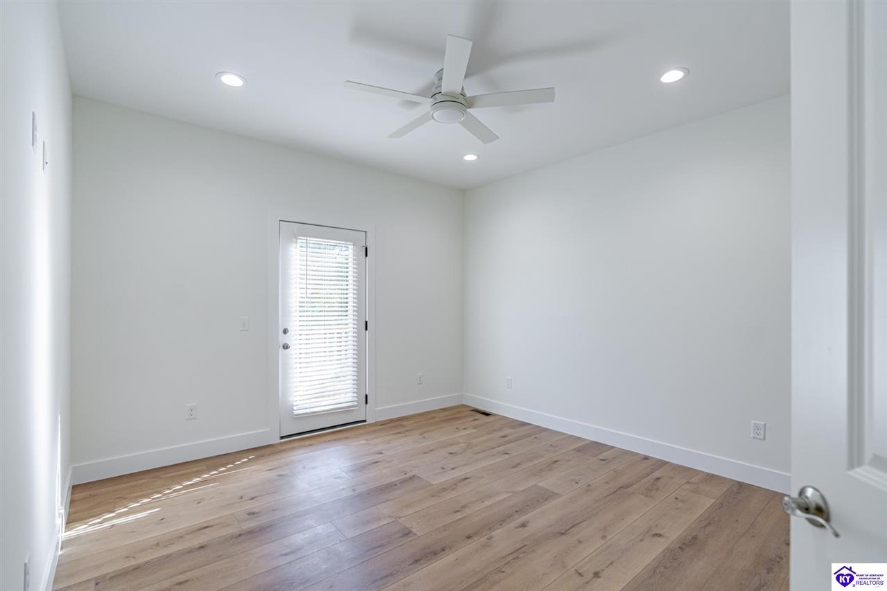 Listing Picture 96/98 Plumpurdy Drive Hodgenville, KY 42748 MLS HK25001295