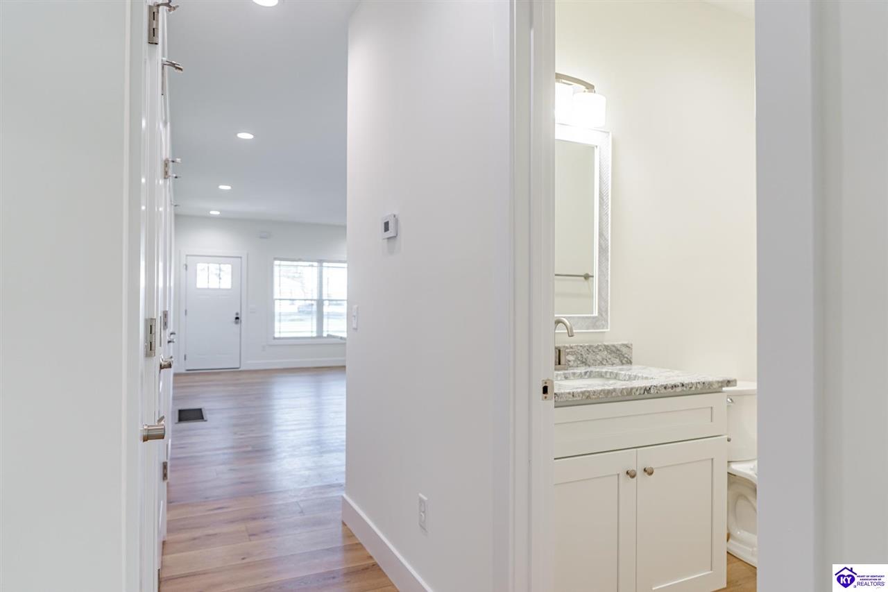 Listing Picture 96/98 Plumpurdy Drive Hodgenville, KY 42748 MLS HK25001295