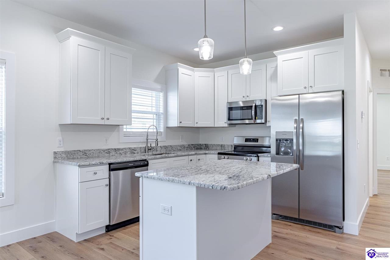 Listing Picture 96/98 Plumpurdy Drive Hodgenville, KY 42748 MLS HK25001295