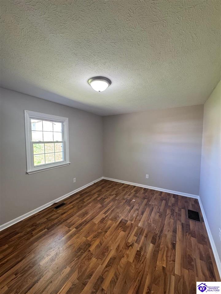 Listing Picture 423 Franklin Avenue Elizabethtown, KY 42701 MLS HK25001342