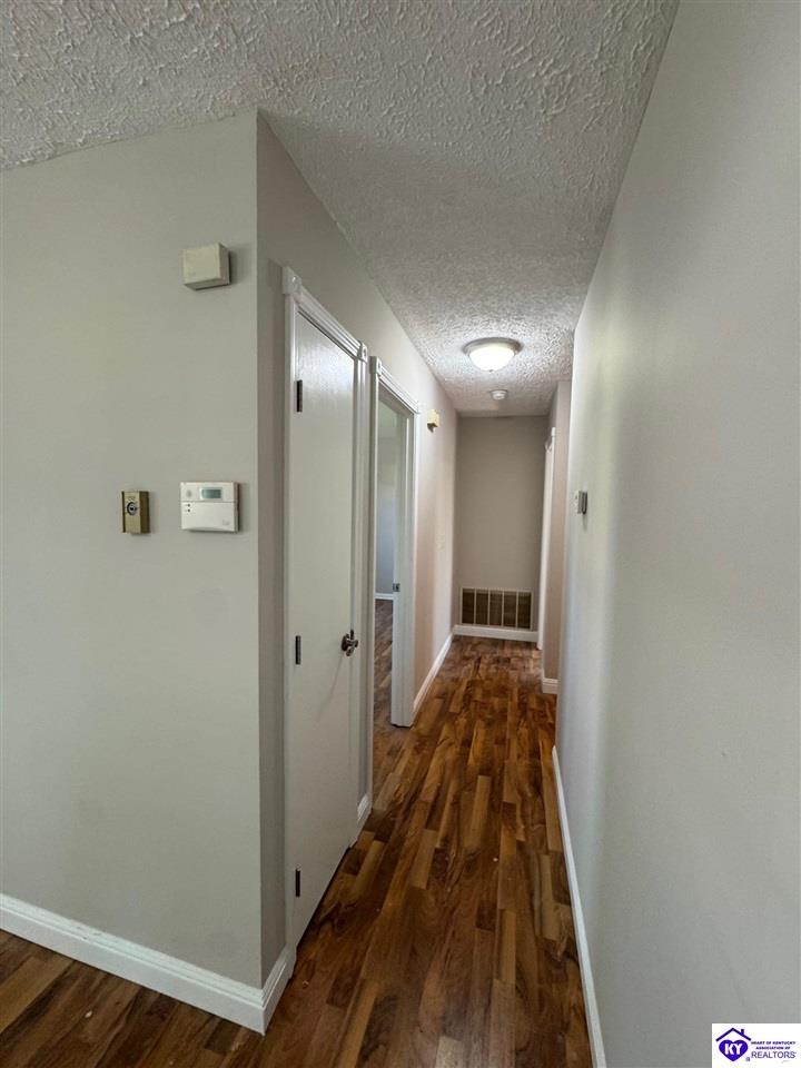 Listing Picture 423 Franklin Avenue Elizabethtown, KY 42701 MLS HK25001342