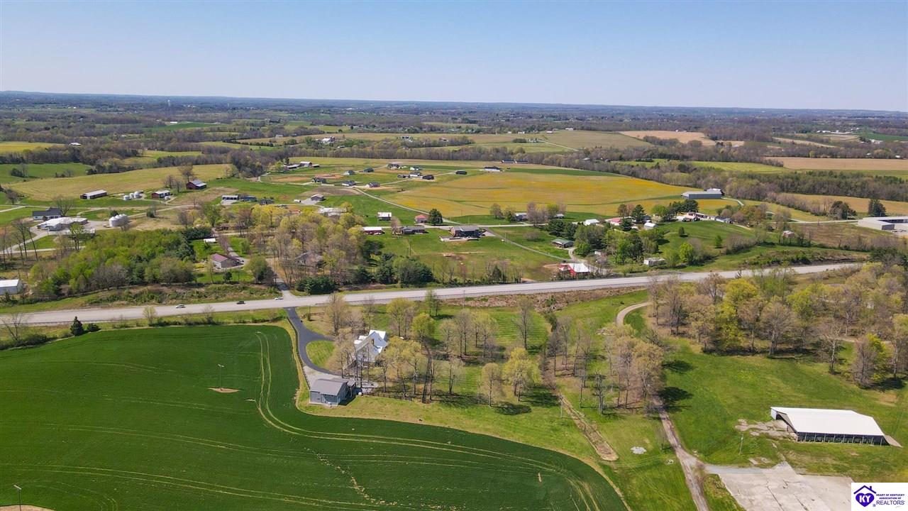 Listing Picture 4070 New Columbia Road Campbellsville, KY 42718 MLS HK25001345