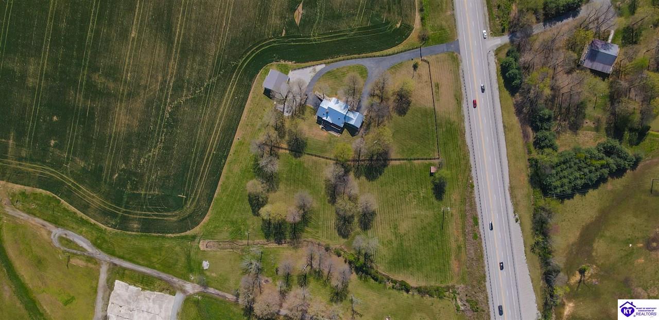 Listing Picture 4070 New Columbia Road Campbellsville, KY 42718 MLS HK25001345