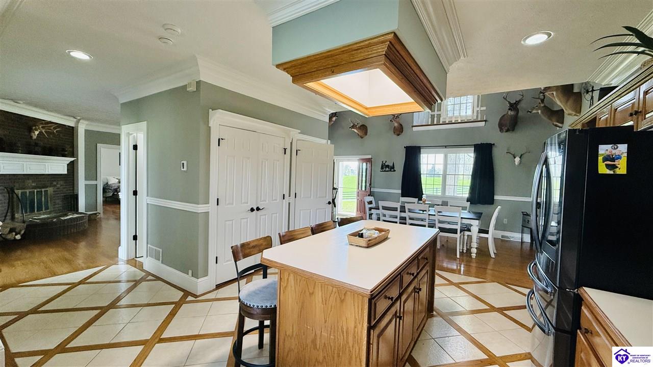 Listing Picture 4070 New Columbia Road Campbellsville, KY 42718 MLS HK25001345