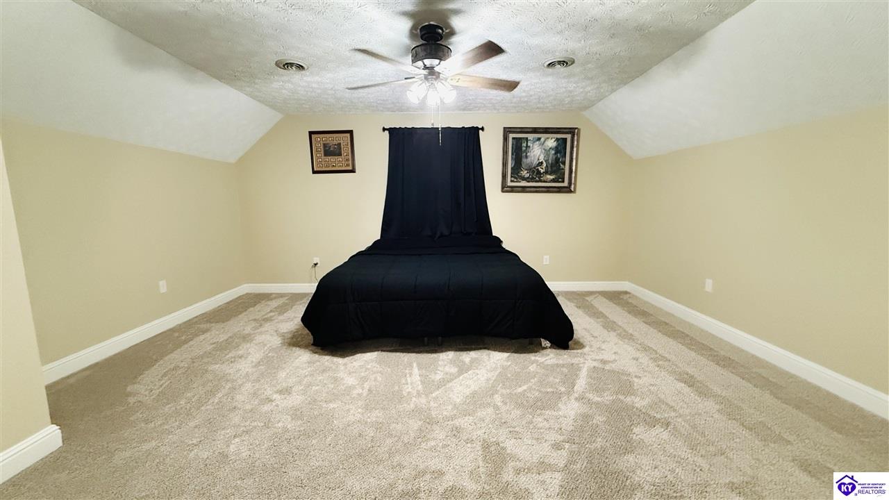 Listing Picture 4070 New Columbia Road Campbellsville, KY 42718 MLS HK25001345