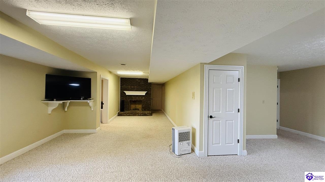 Listing Picture 4070 New Columbia Road Campbellsville, KY 42718 MLS HK25001345