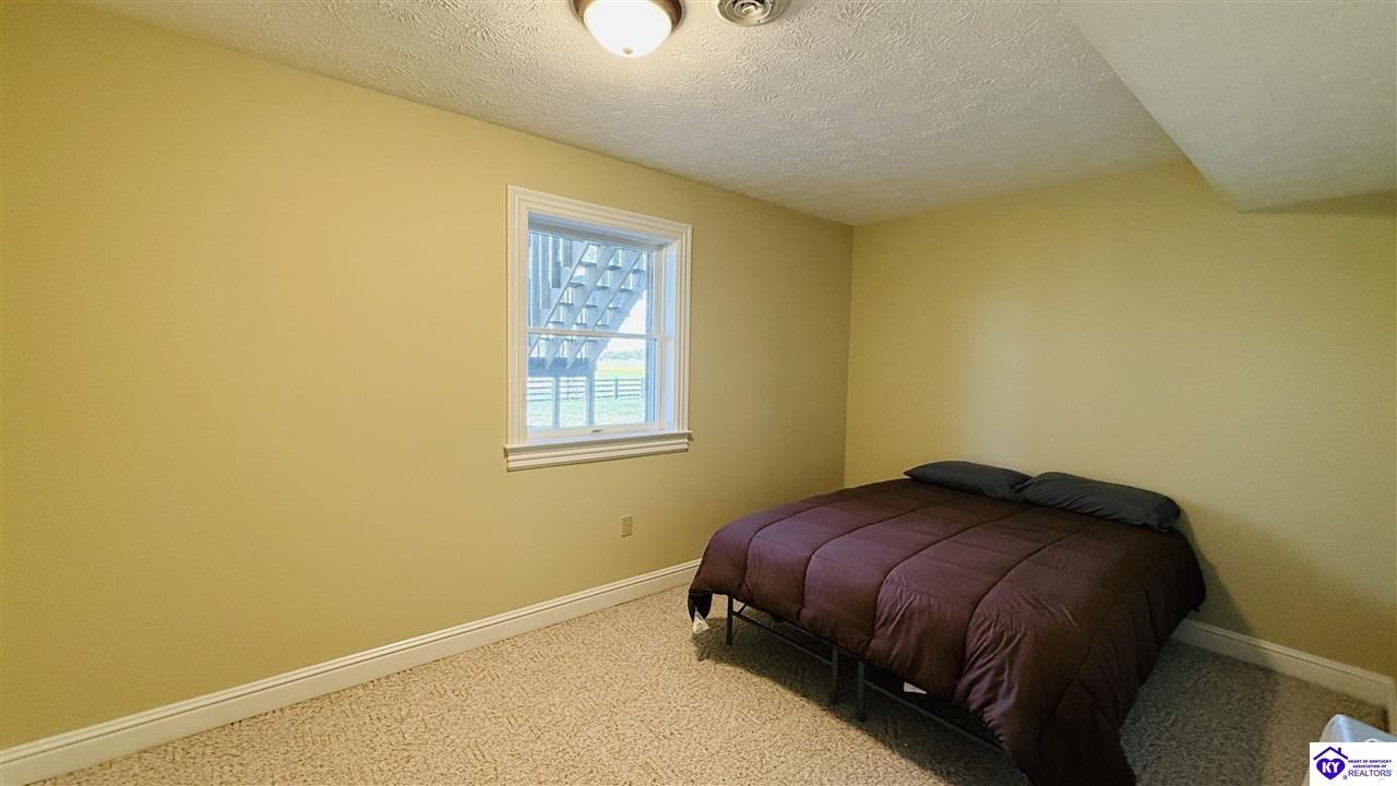 Listing Picture 4070 New Columbia Road Campbellsville, KY 42718 MLS HK25001345