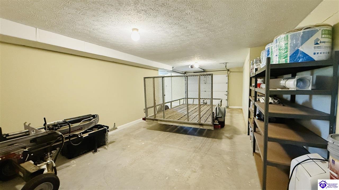 Listing Picture 4070 New Columbia Road Campbellsville, KY 42718 MLS HK25001345