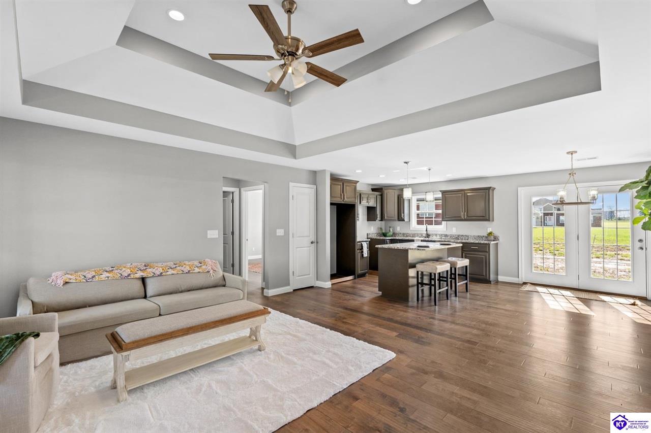 303 Rolling Meadows LaneBardstown, KY 40004