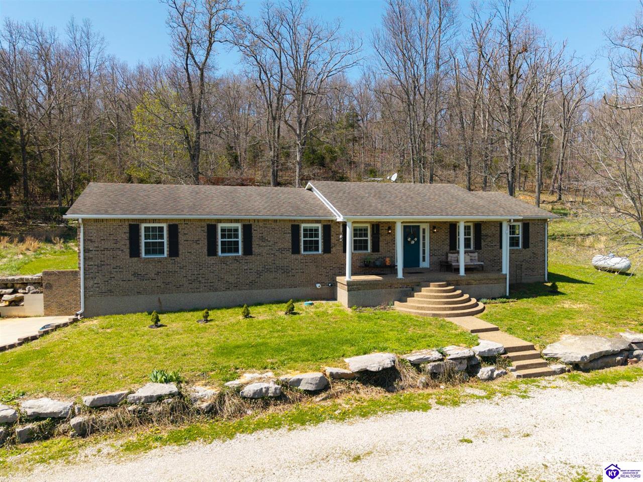 425 Tucker LaneVine Grove, KY 40175
