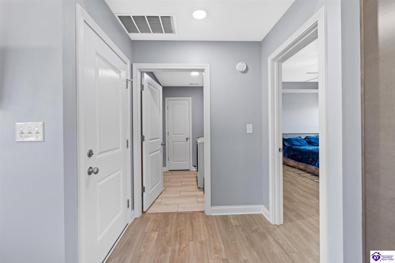 Listing Picture 416 Turnberry Court Vine Grove, KY 40175 MLS HK25001380