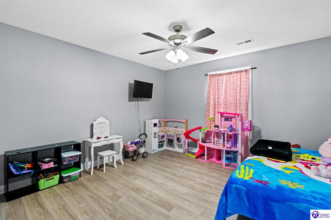 Listing Picture 416 Turnberry Court Vine Grove, KY 40175 MLS HK25001380