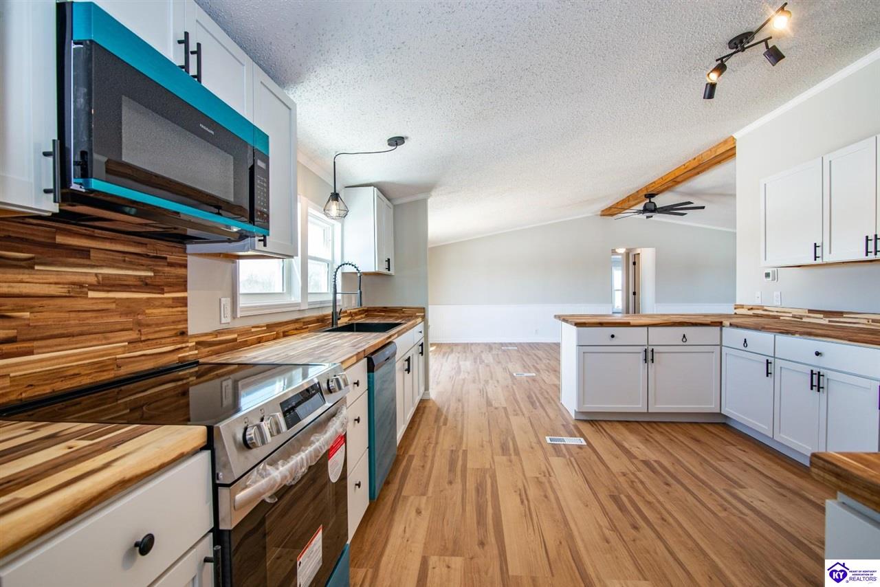 Listing Picture 4111 Jim Clark Road New Haven, KY 40051 MLS HK25001385