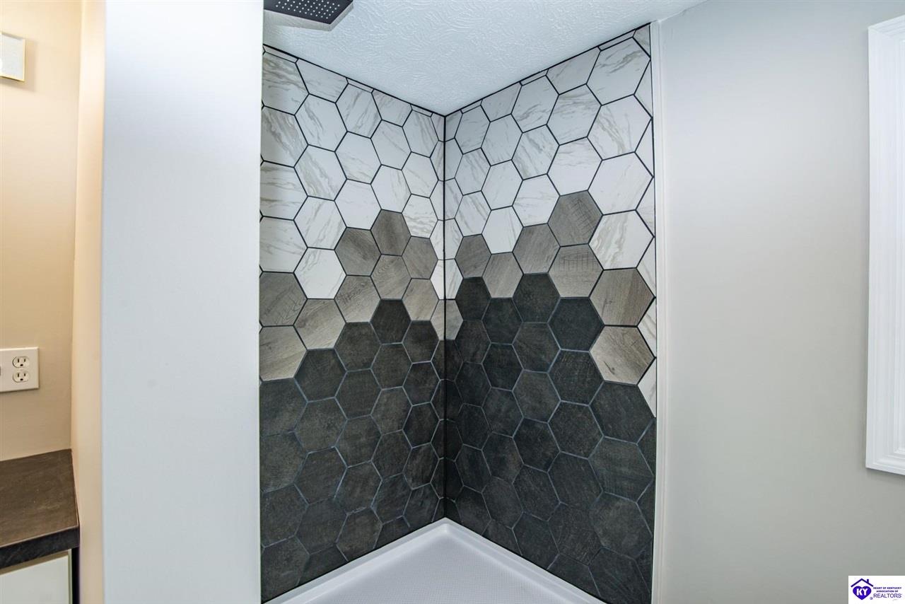 Listing Picture 4111 Jim Clark Road New Haven, KY 40051 MLS HK25001385