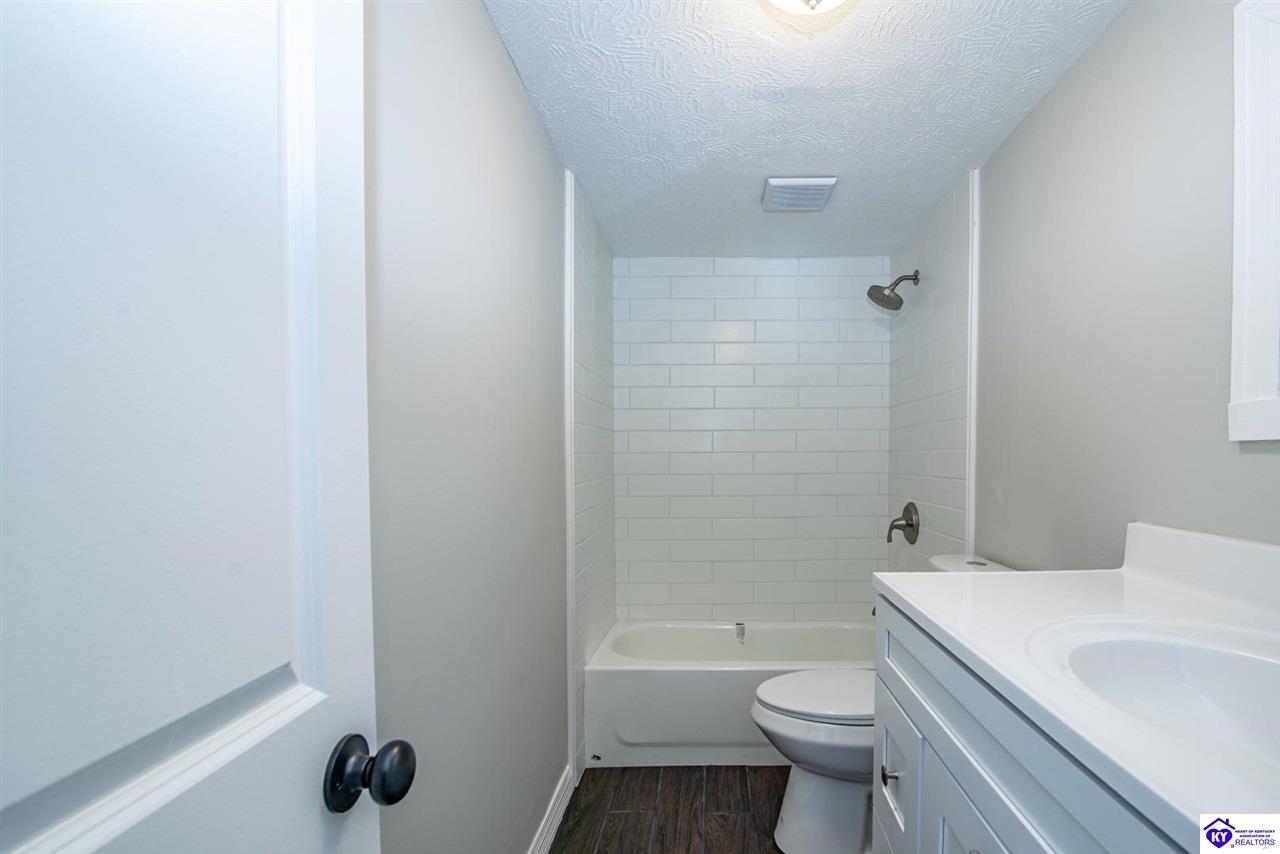 Listing Picture 4111 Jim Clark Road New Haven, KY 40051 MLS HK25001385