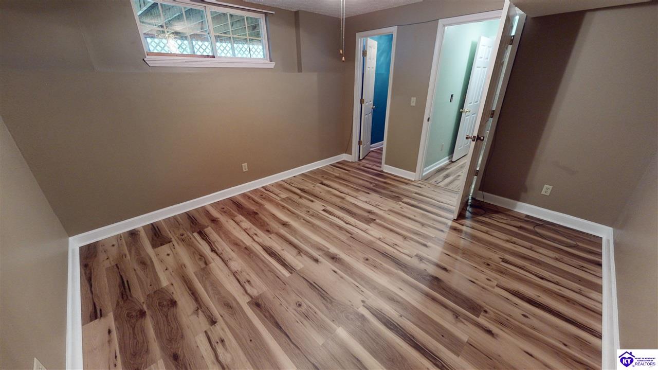 Listing Picture 401 Turnberry Way Elizabethtown, KY 42701 MLS HK25001416