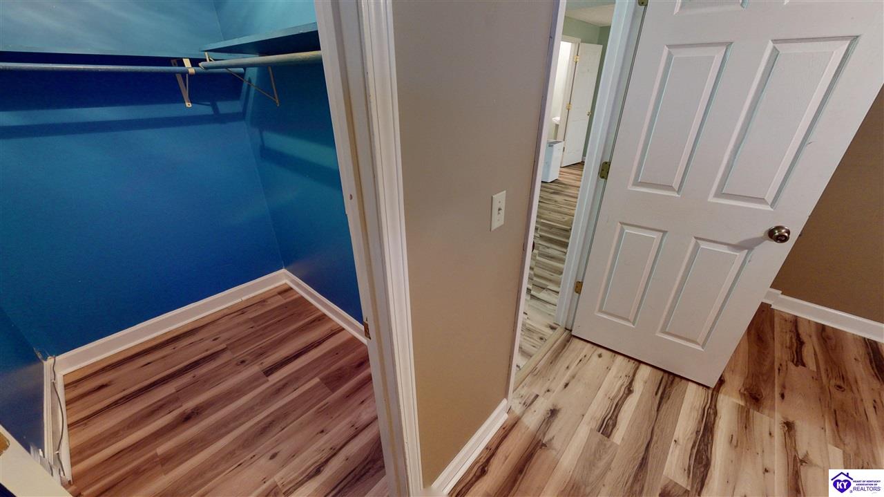 Listing Picture 401 Turnberry Way Elizabethtown, KY 42701 MLS HK25001416