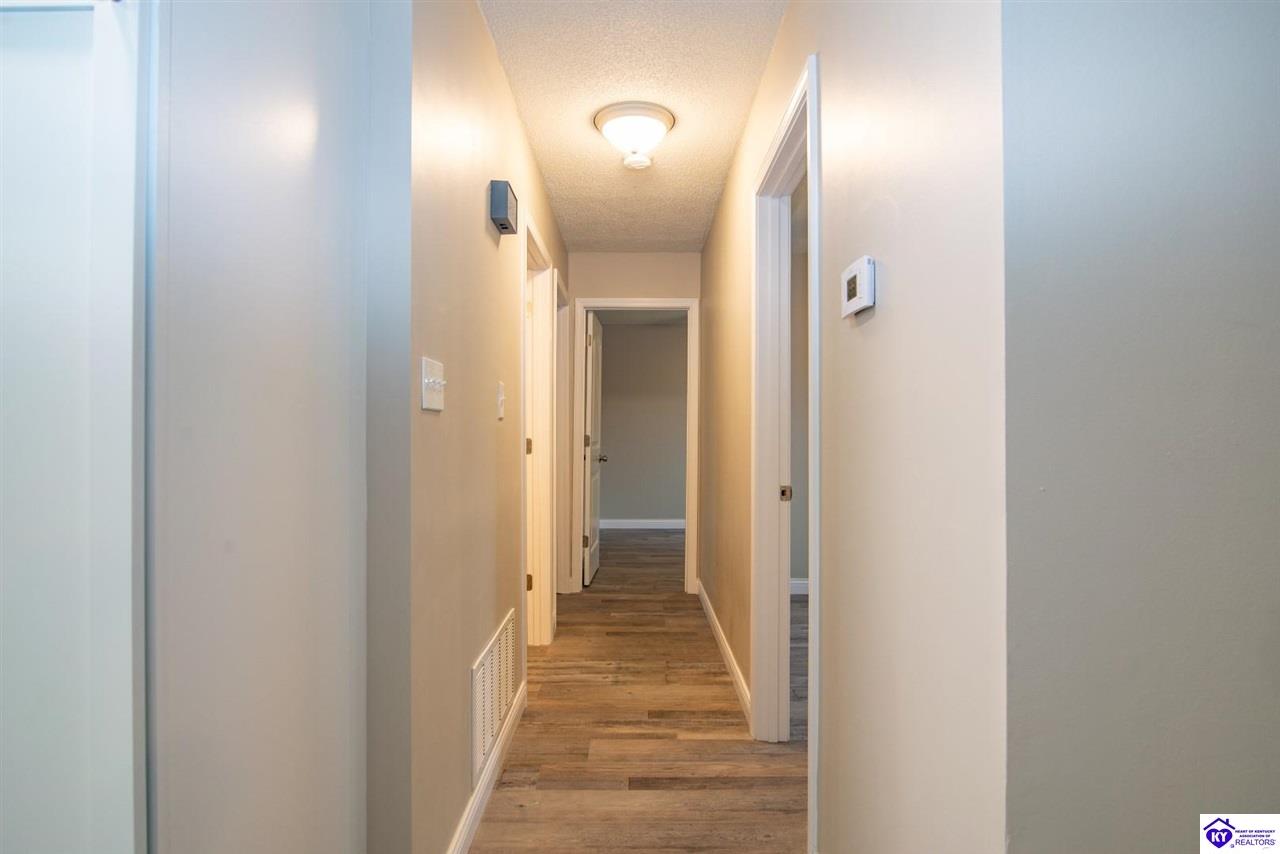 Listing Picture 115 Hickory Hill Drive Elizabethtown, KY 42701 MLS HK25001418