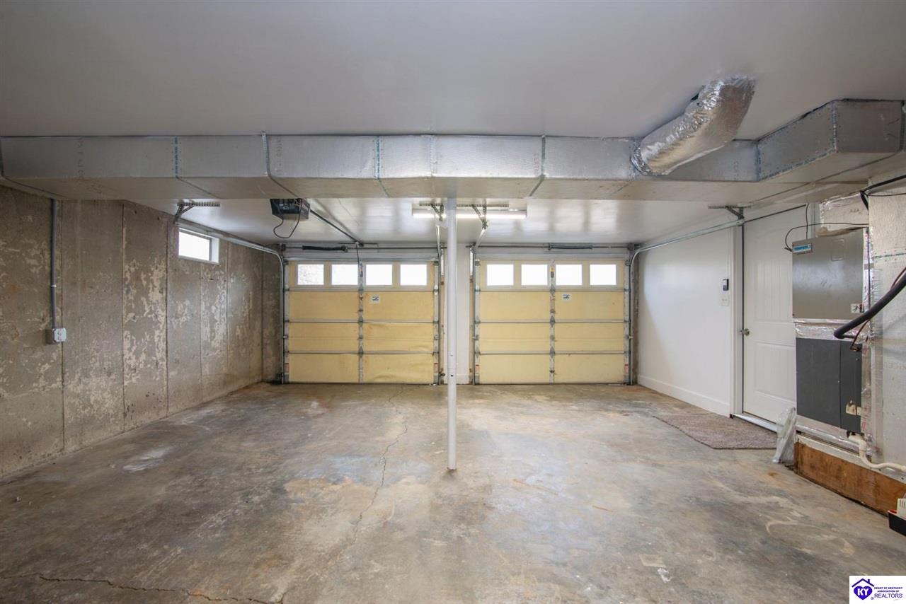 Listing Picture 115 Hickory Hill Drive Elizabethtown, KY 42701 MLS HK25001418