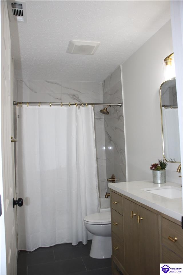 Listing Picture 5185 Shepherdsville Road Elizabethtown, KY 42701 MLS HK25001421