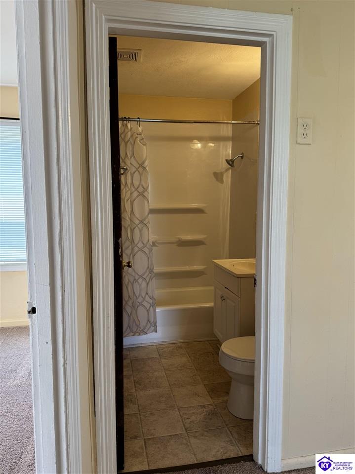 Listing Picture 506 Diecks Drive Elizabethtown, KY 42701 MLS HK25001469