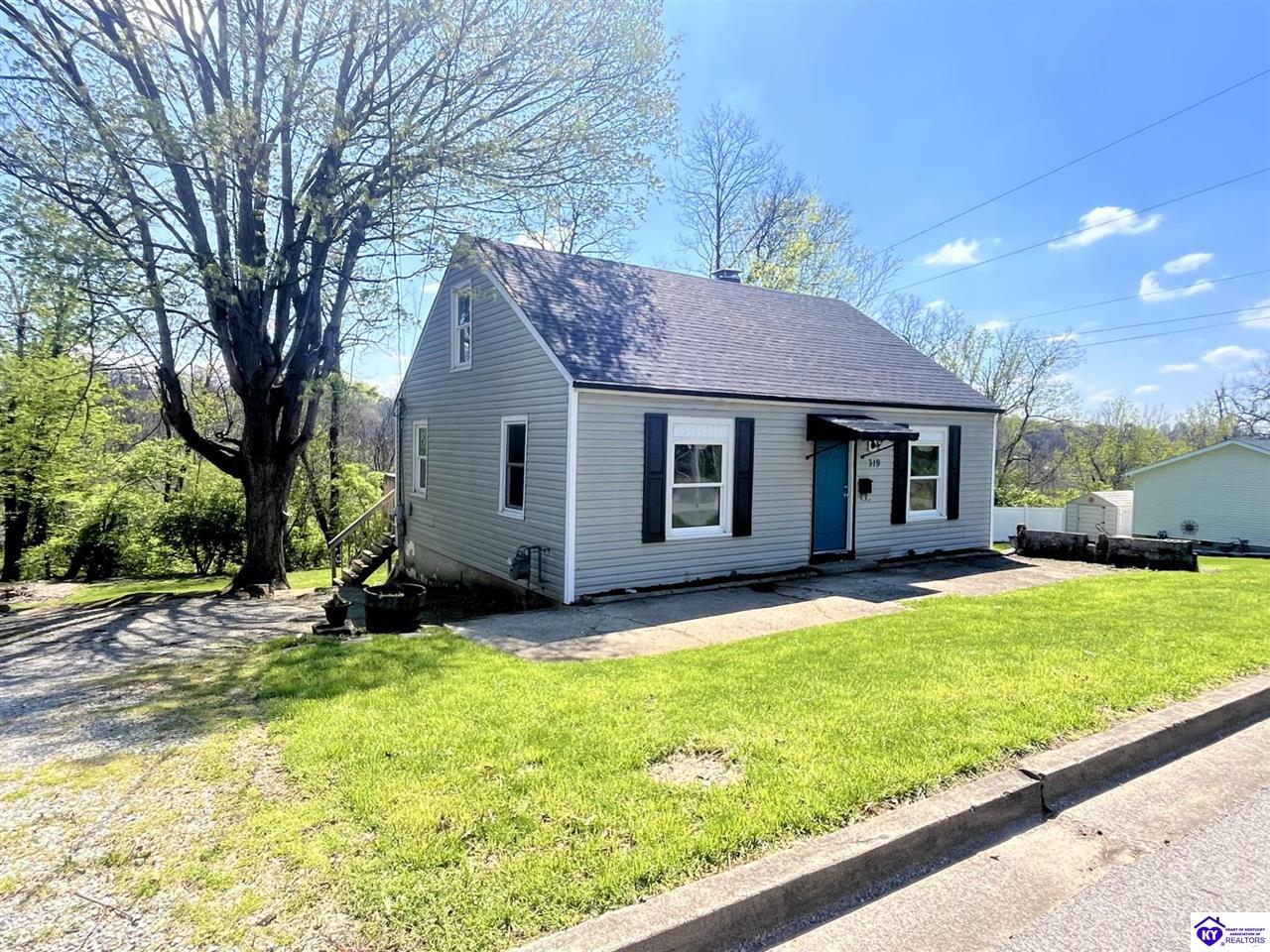 Listing Picture 319 N 1st Street Bardstown, KY 40004 MLS HK25001495