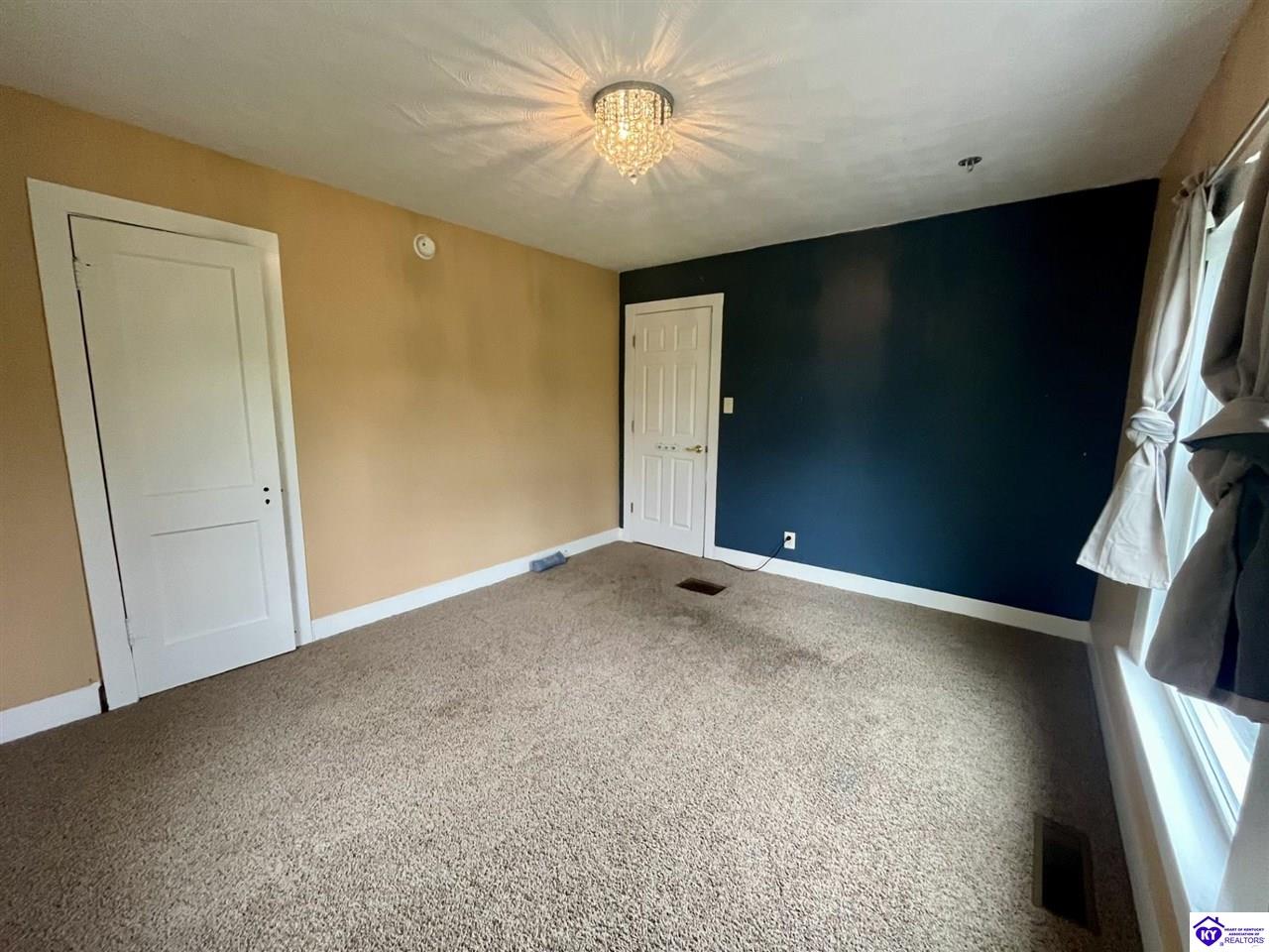 Listing Picture 319 N 1st Street Bardstown, KY 40004 MLS HK25001495