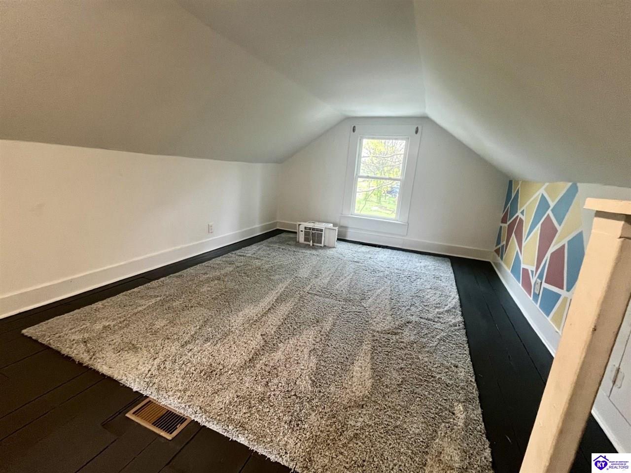 Listing Picture 319 N 1st Street Bardstown, KY 40004 MLS HK25001495