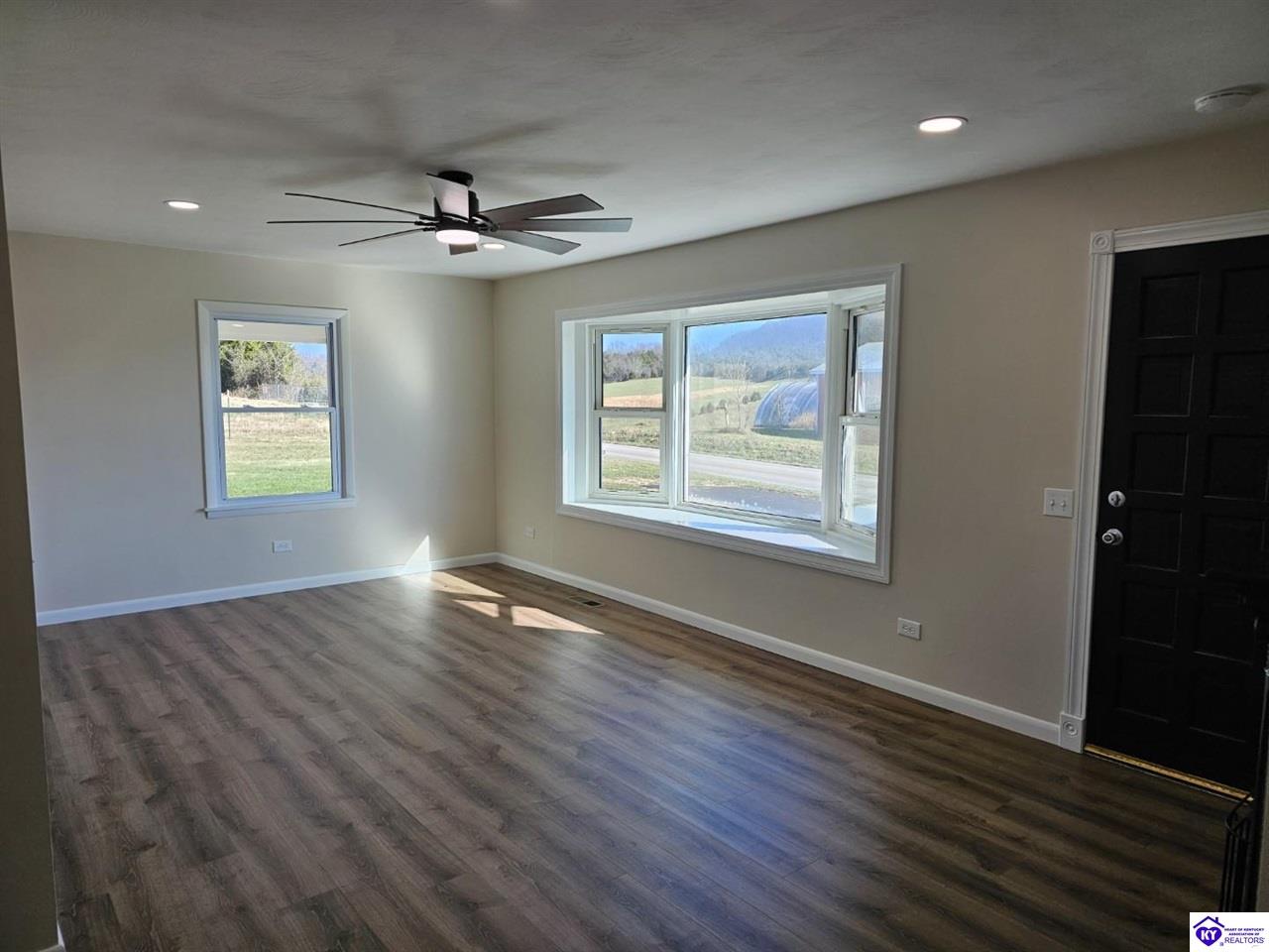 Listing Picture 5125 Hammonsville Road Bonnieville, KY 42713 MLS HK25001522